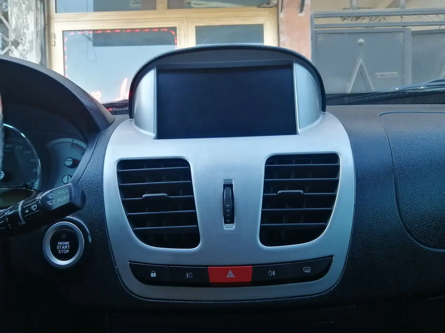 کوئیک اتومات مدل 1402|خودرو سواری و وانت|آستارا, |دیوار