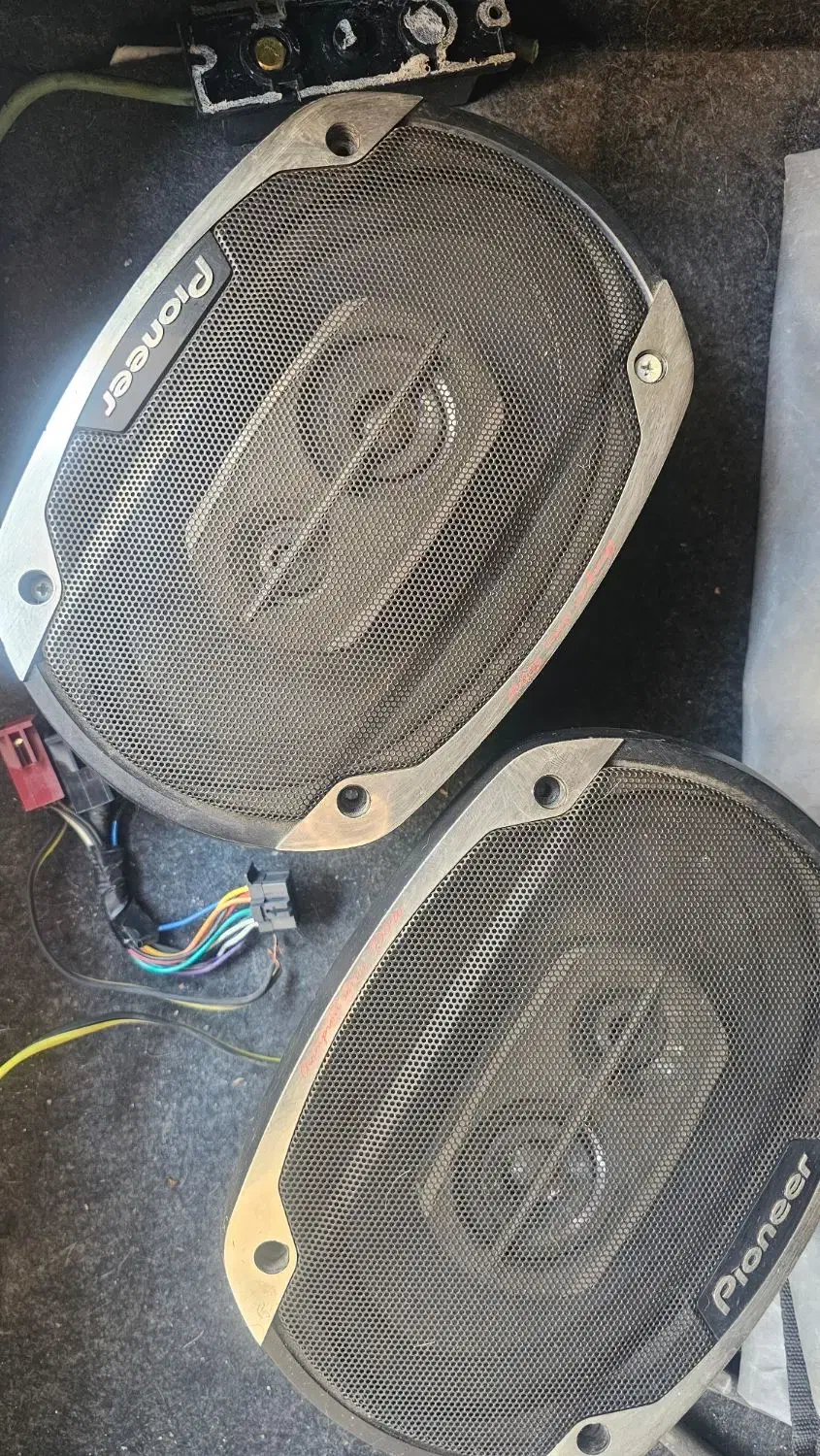 باند و آمپلی و ساب باکس و خازن|قطعات یدکی و لوازم جانبی|شیراز, پودنک|دیوار