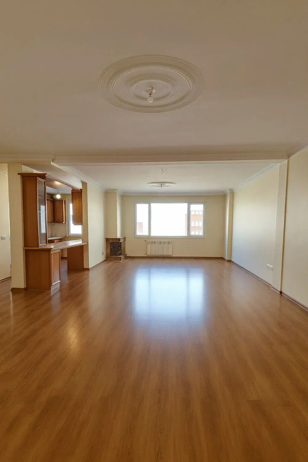 155متر/3خواب/سعادت آباد/2پارکینگ/بازسازی شده