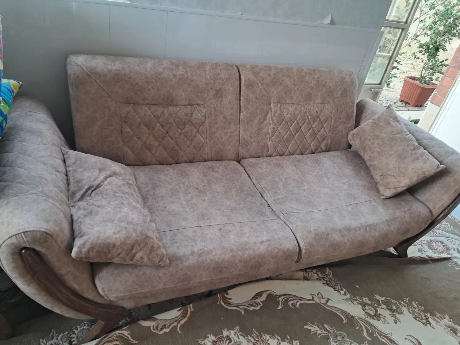 یک دست مبل و یک کاناپه تخت خواب شو|مبلمان خانگی و میز عسلی|کاشان, فاز ۲ ناجی آباد|دیوار