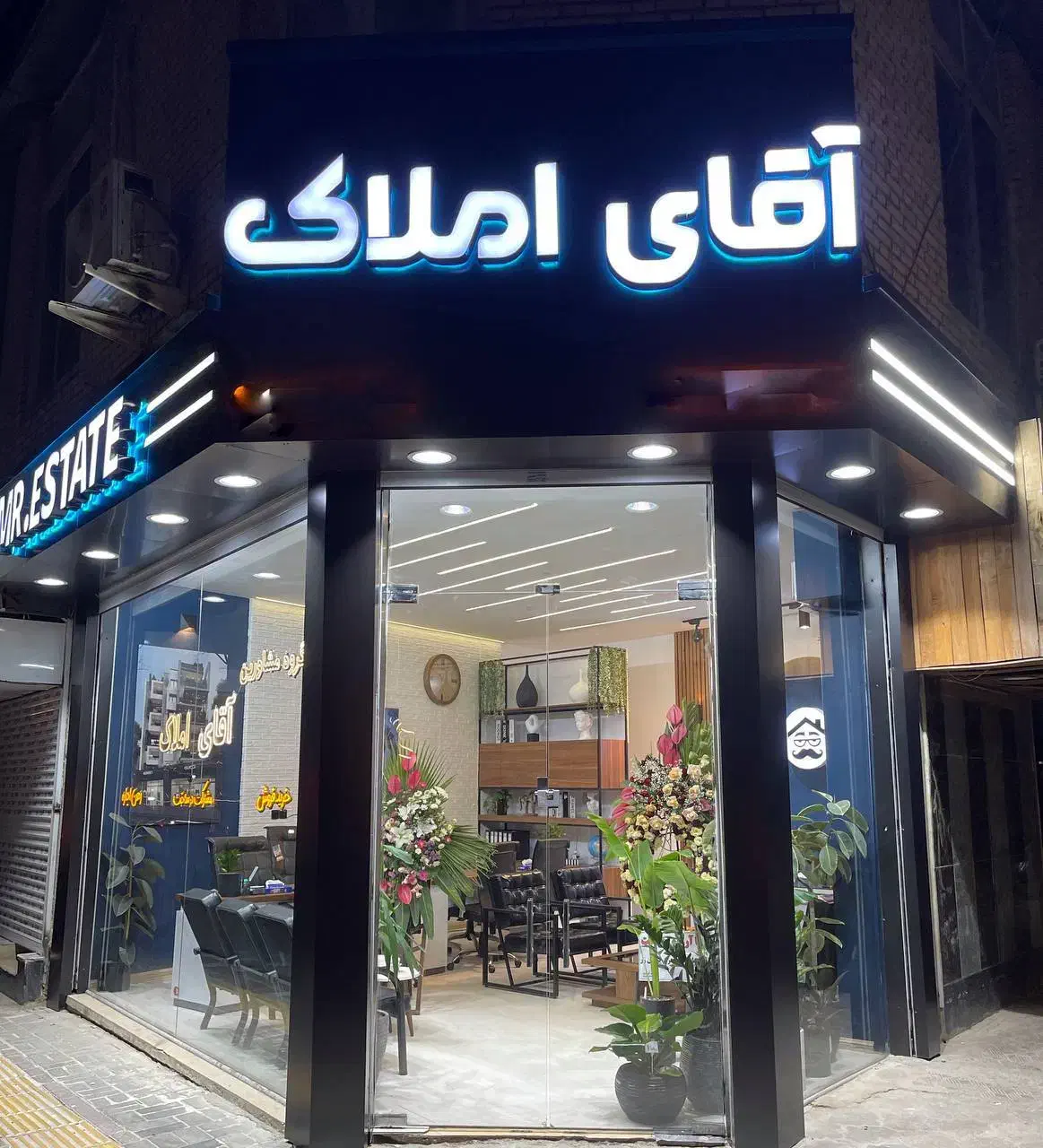 تقاطع آزادی و سیدی(نواب صفوی)|اجارهٔ مغازه و غرفه|بجنورد, |دیوار