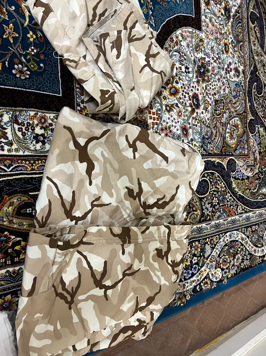 لباس سربازی|لباس|بوشهر, |دیوار