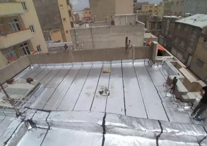 آسفالت وایزوگام فراز بام ارومیه حتی یک متر|خدمات پیشه و مهارت|ارومیه, |دیوار