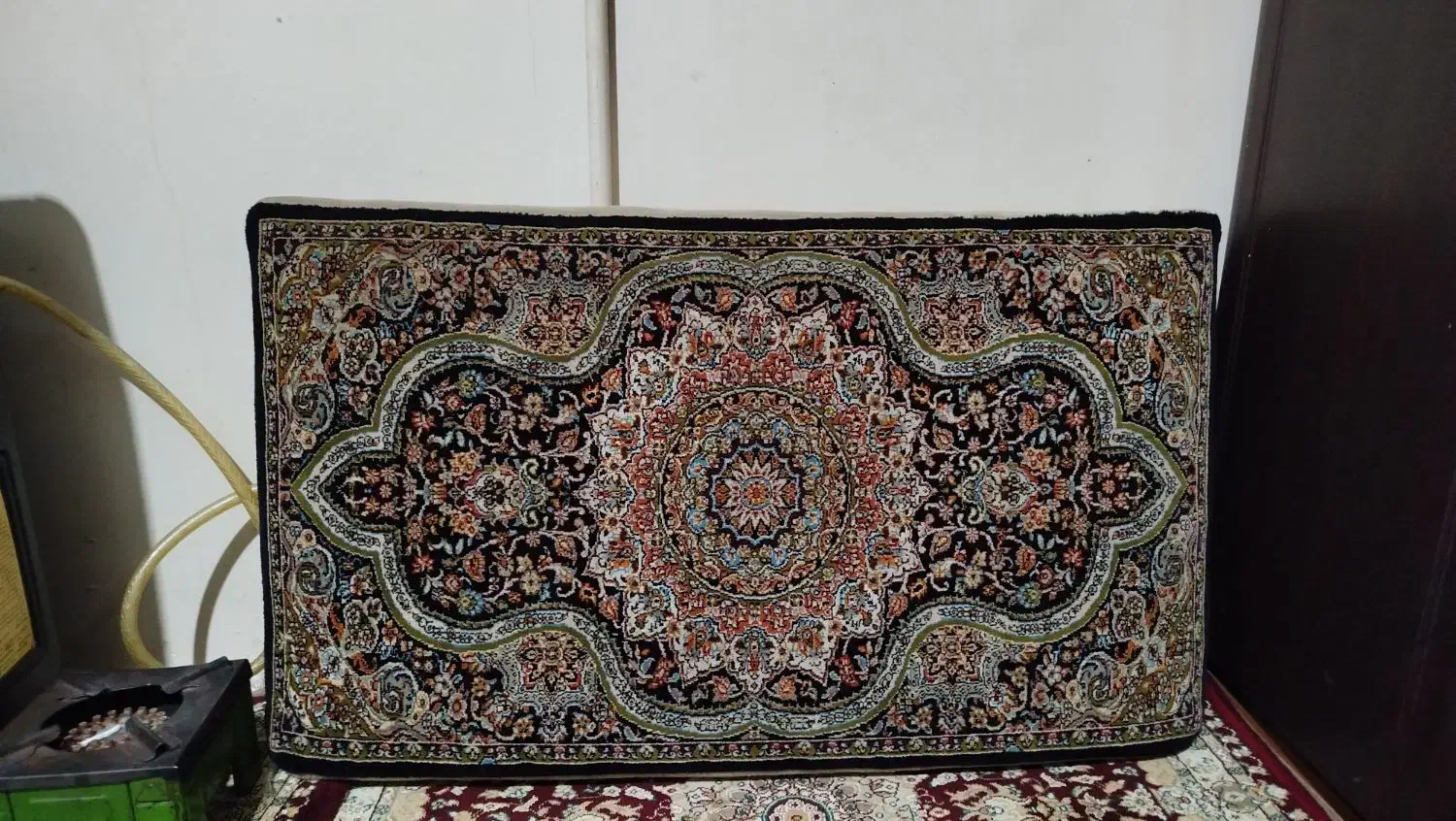 پشتی و بوفه|پشتی|کرمانشاه, |دیوار