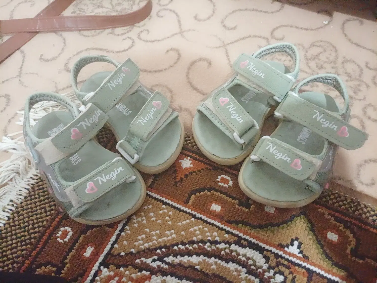 کفش بچگانه|کفش و لباس بچه|چناران, |دیوار
