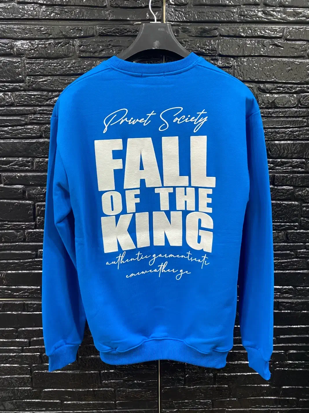 دورس هودی پافر|لباس|رشت, گلزاران|دیوار