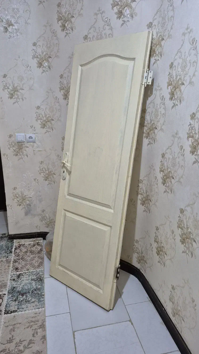 درب چوبی سایز ۱۹۰ در ۶۳|مصالح و تجهیزات ساختمان|بندرعباس, |دیوار