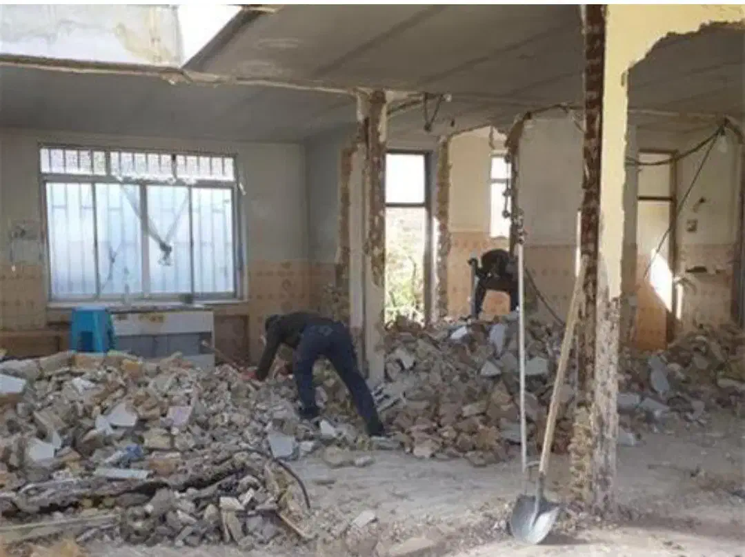 تخریب ساختمان آذربایجان سلماس|خدمات پیشه و مهارت|سلماس, |دیوار