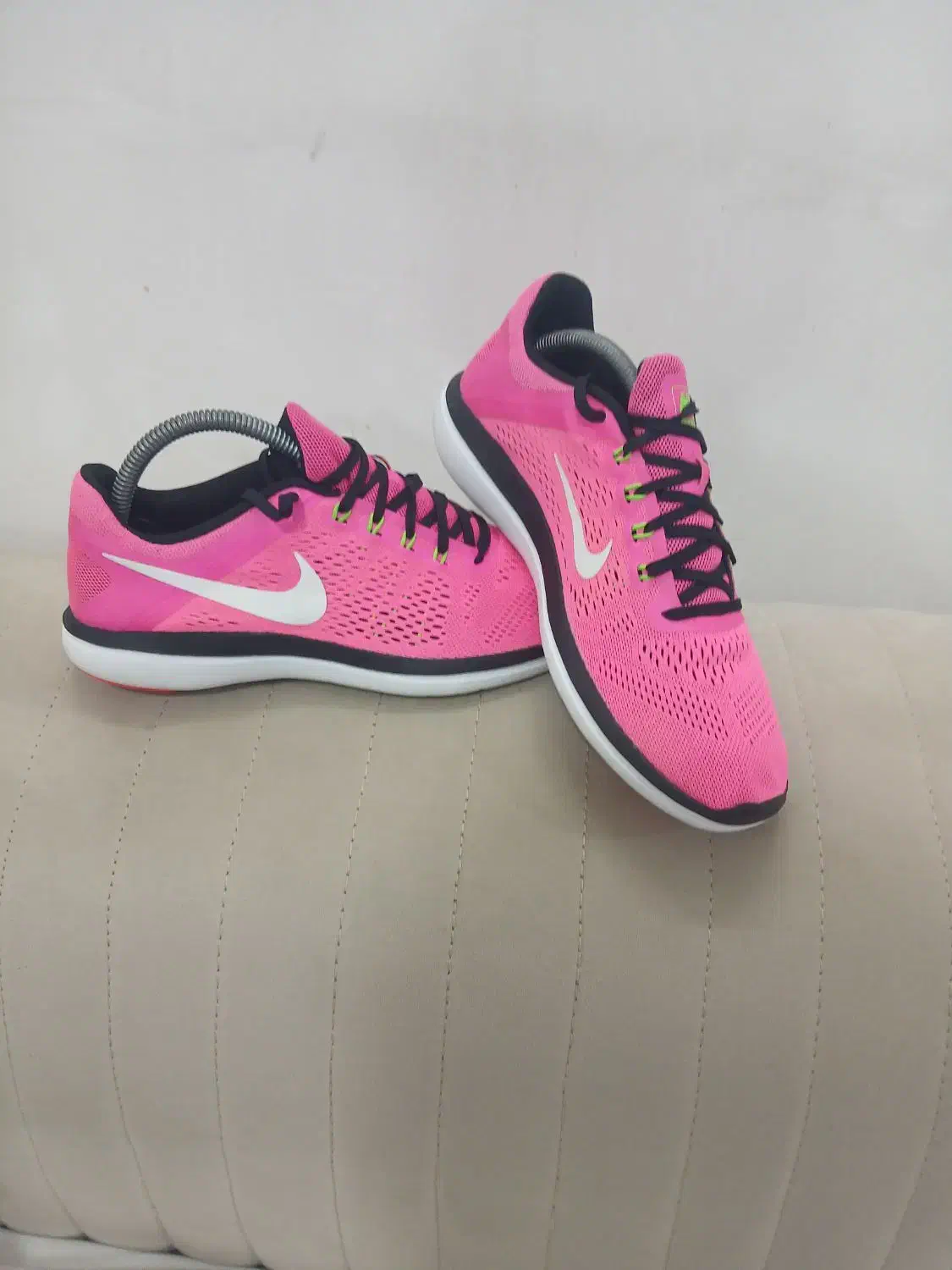 نایک‌ سایز ۴۲و۳۹|کیف، کفش، کمربند|قم, ولیعصر|دیوار