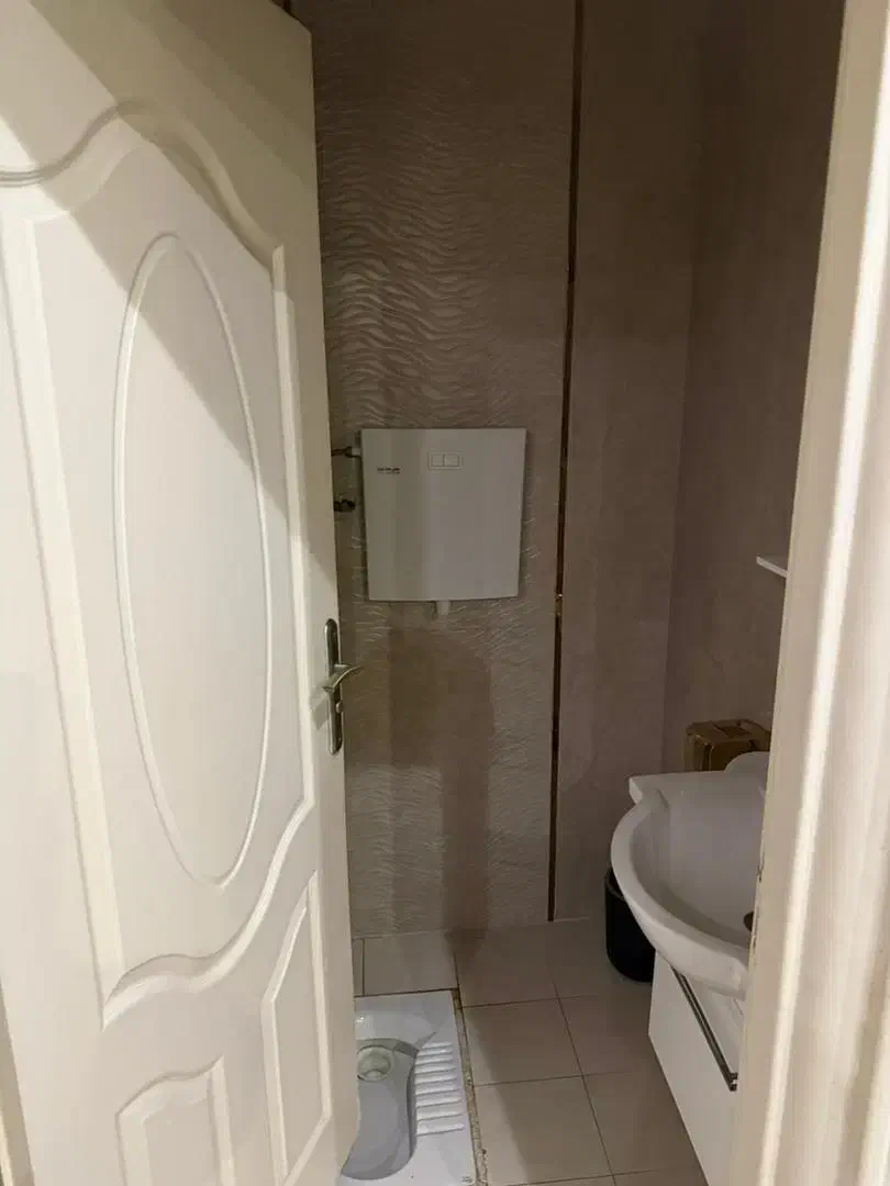 واحد ۱۳۵ متری ،فول امکانات رهن و اجاره