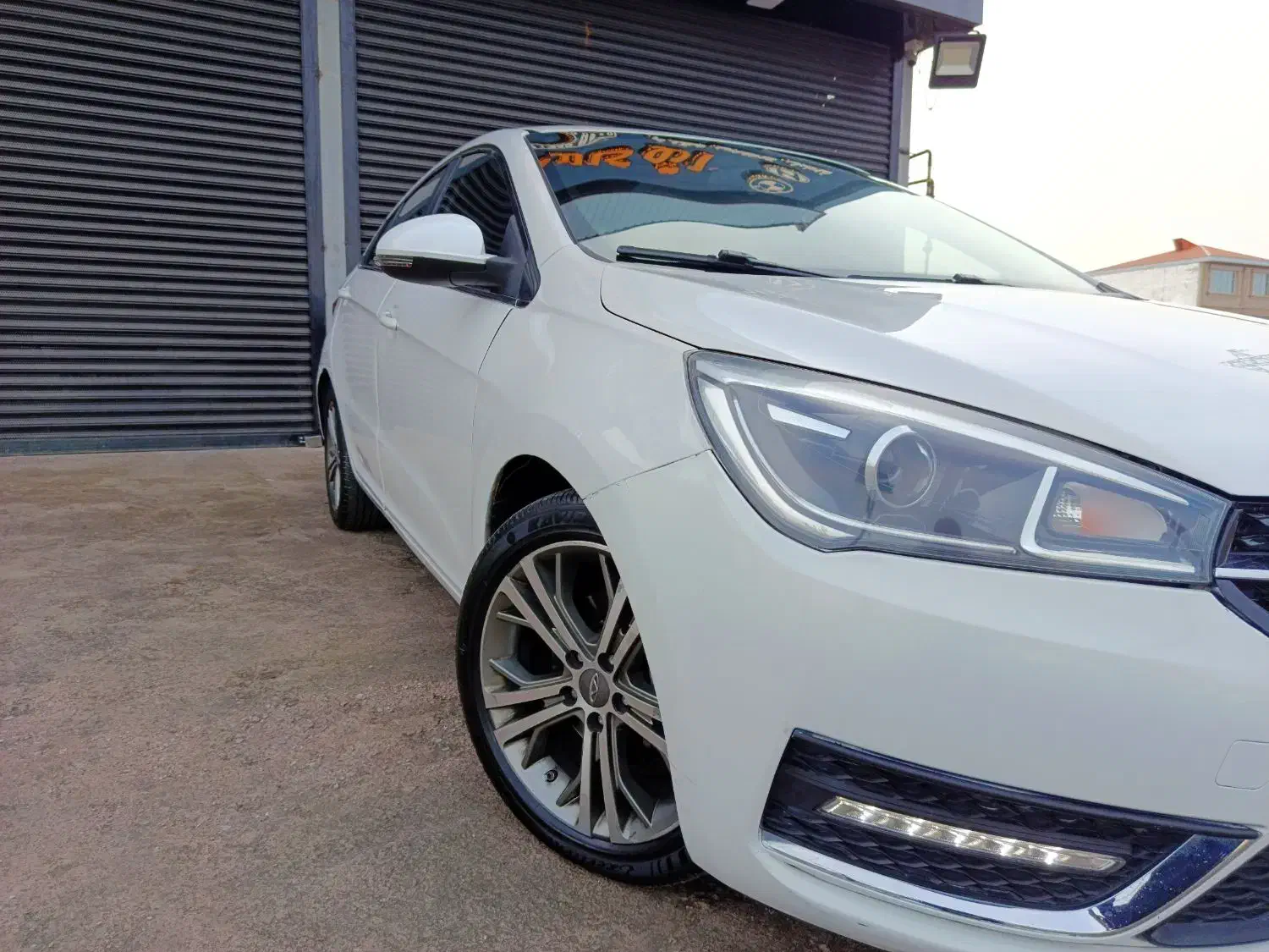 اریزو5مدل۹۶|خودرو سواری و وانت|رشت, کوی امام رضا|دیوار