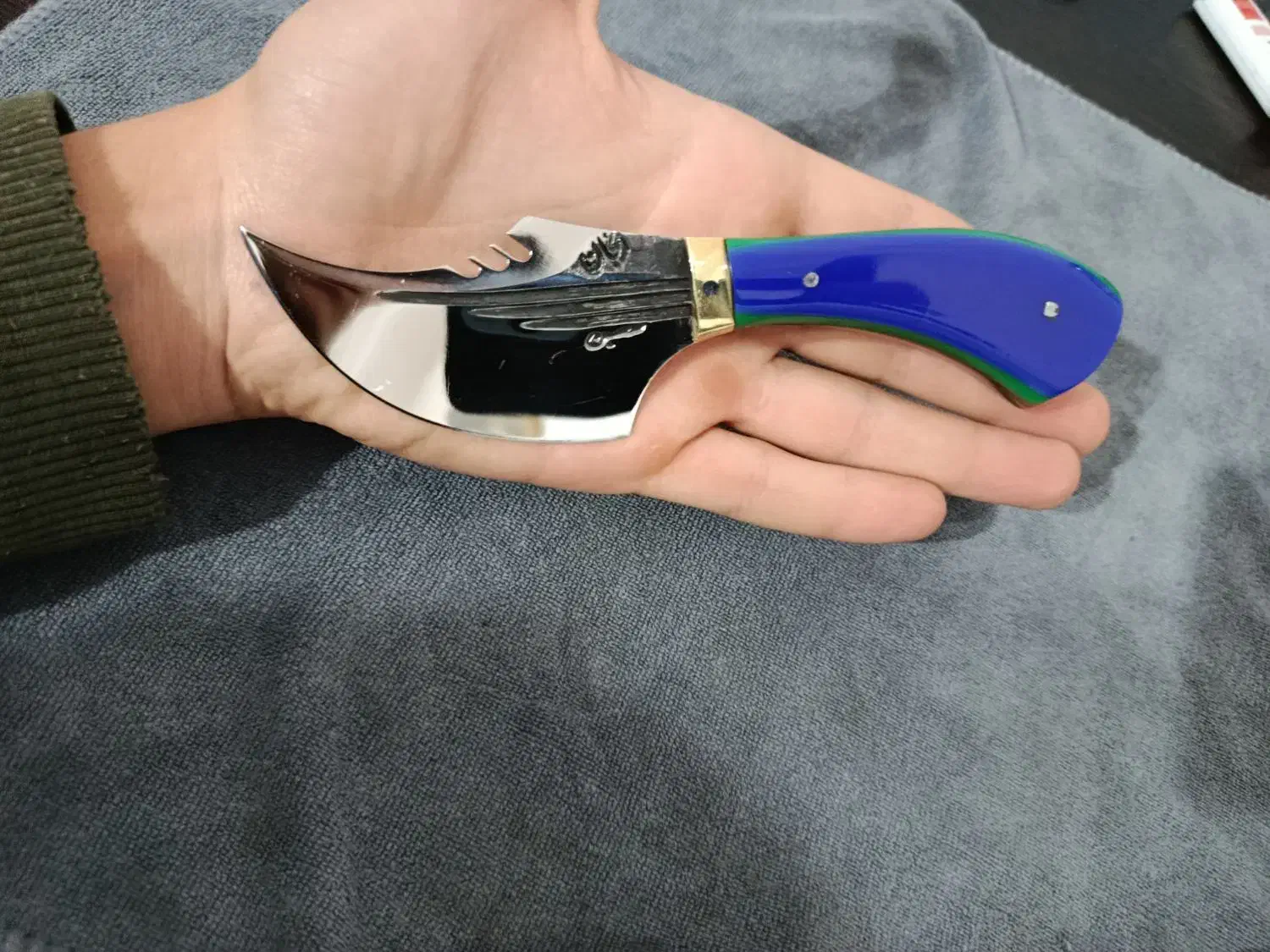 چاقو کسر|کلکسیون اشیاء عتیقه|بناب, |دیوار