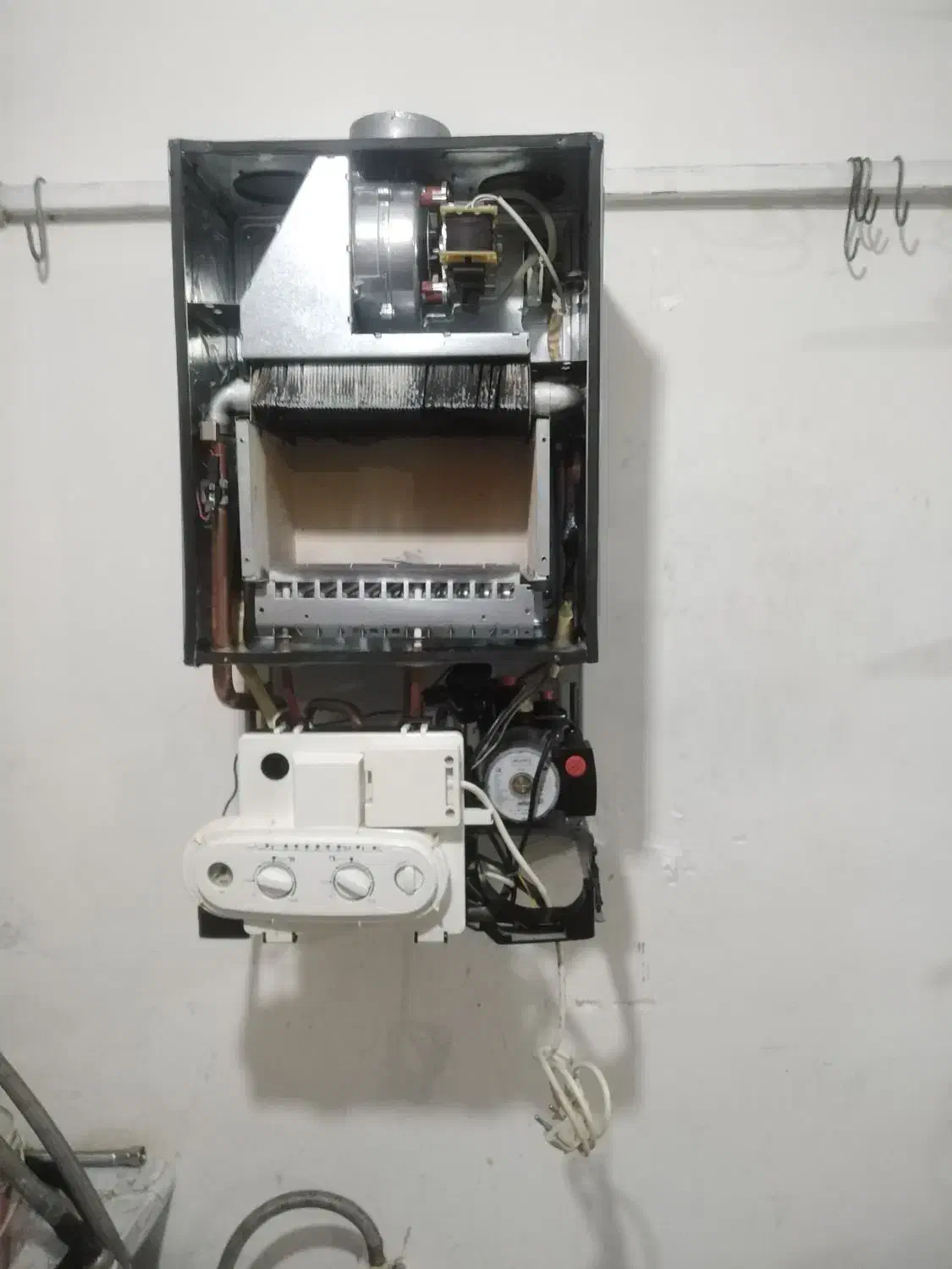 پکیج 24هزار مدل M بلوکه برنجی تمیز وسرویس شده|آبگرمکن، پکیج، شوفاژ|مشهد, عامل|دیوار