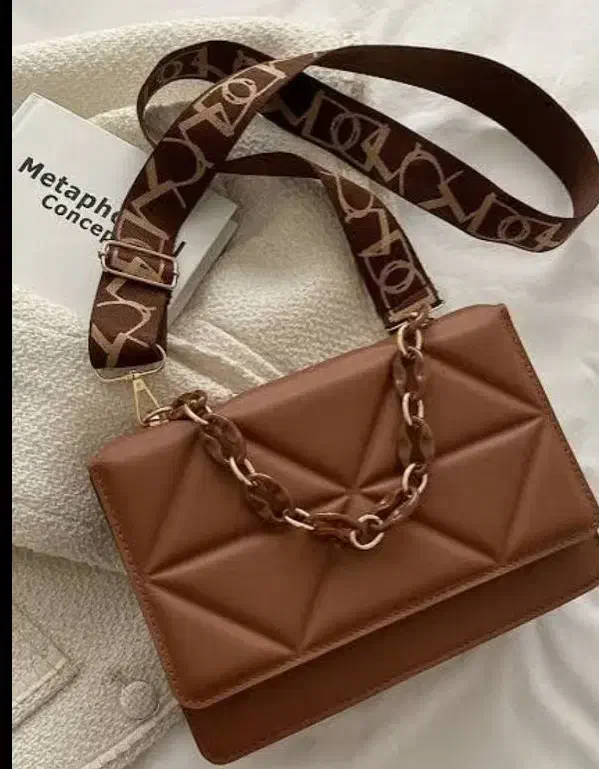 کیف قهوه ای گم شده|اشیا|خرمشهر, |دیوار