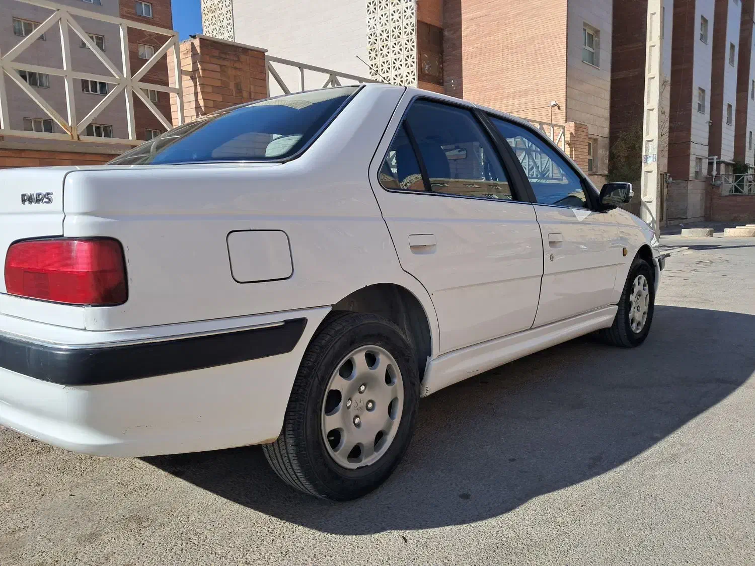 پارس سال ۹۷ درجه یک مشابه صفر|خودرو سواری و وانت|شهرضا, |دیوار