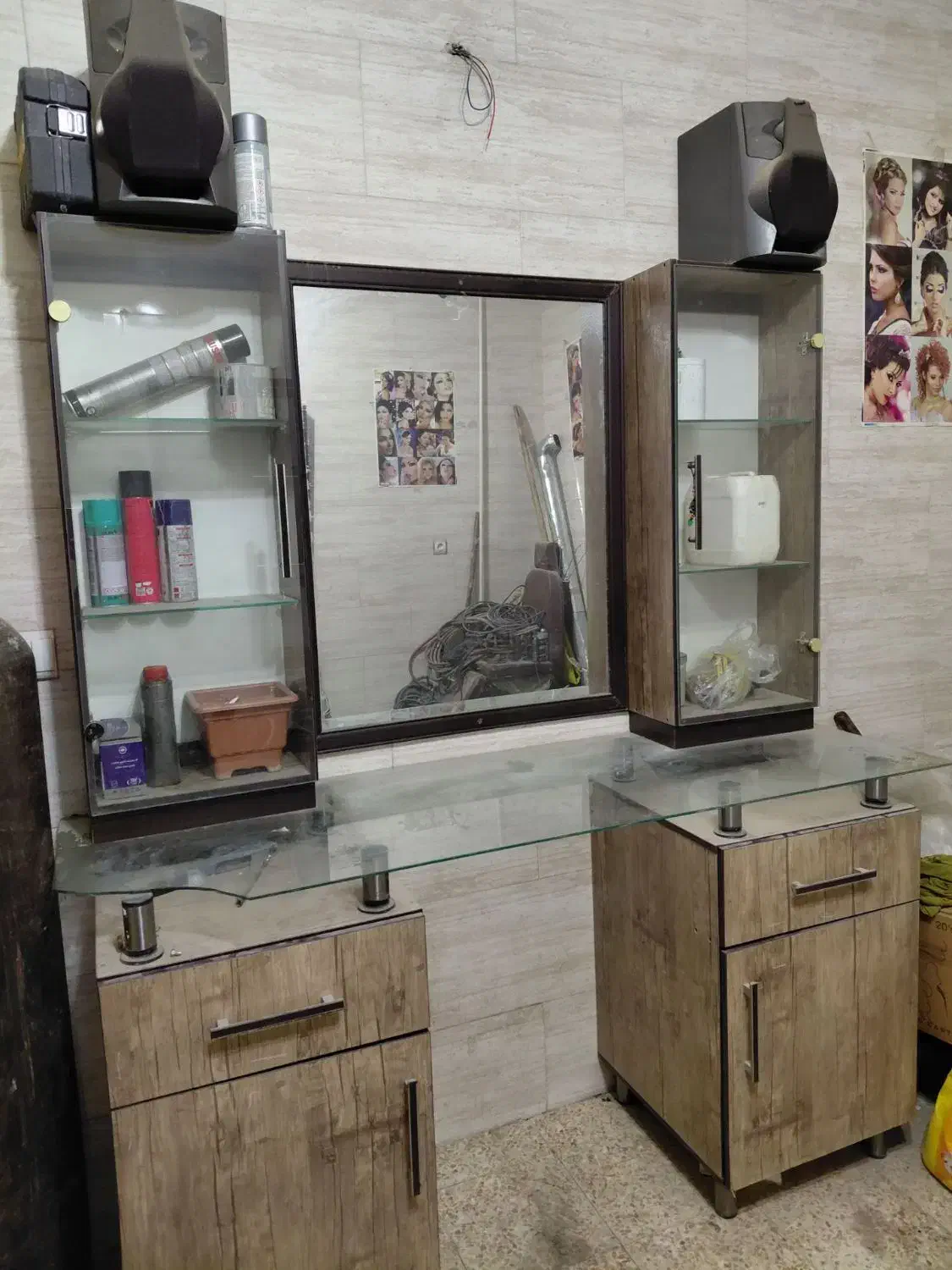 تجهیزات آرایشگاه|آرایشگاه و سالن‌های زیبایی|خمینی‌شهر, |دیوار