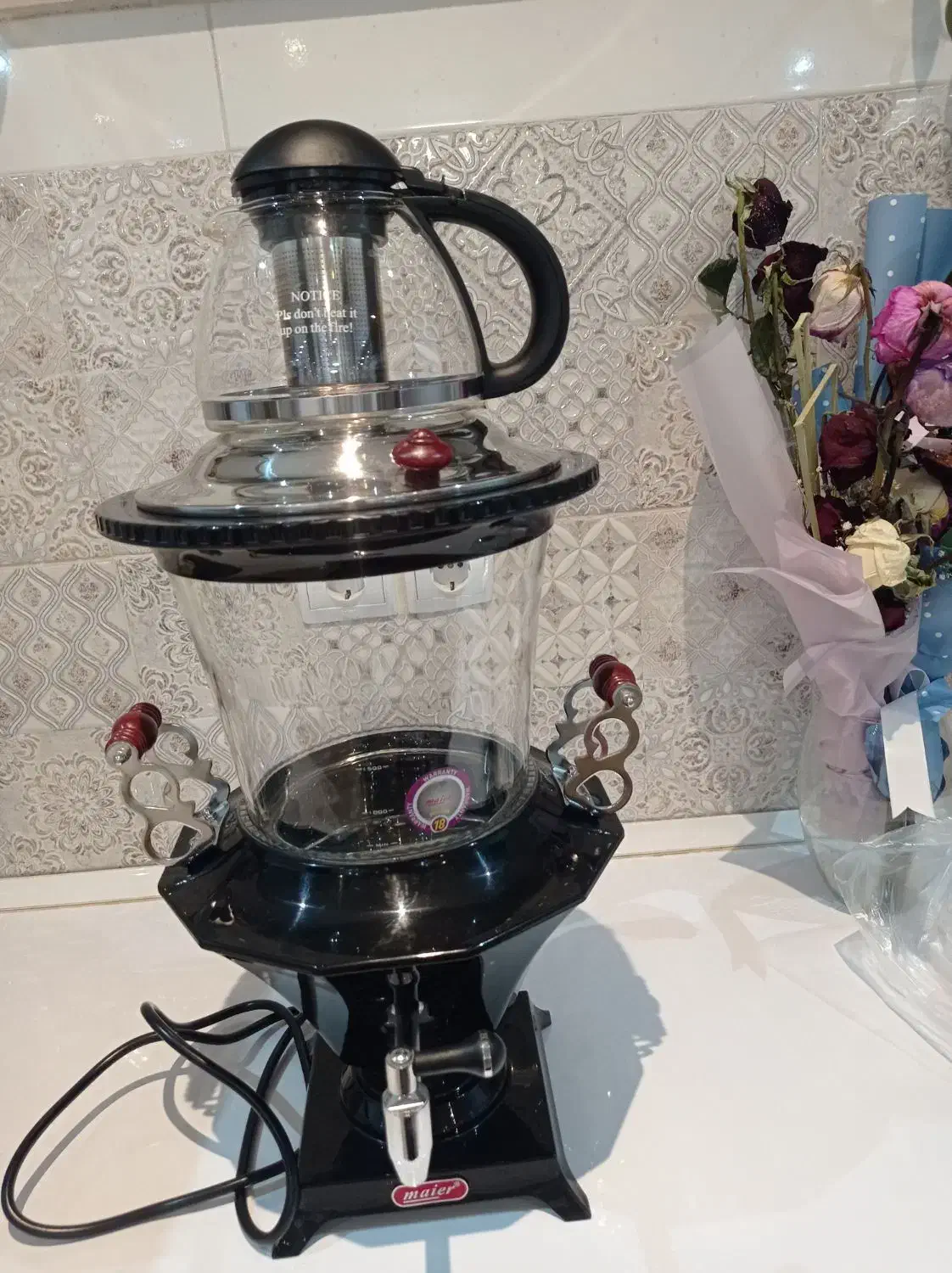 سماور برقی نو پلمپ بفروش می رسد|سماور، چایساز، قهوهساز|آباده, |دیوار