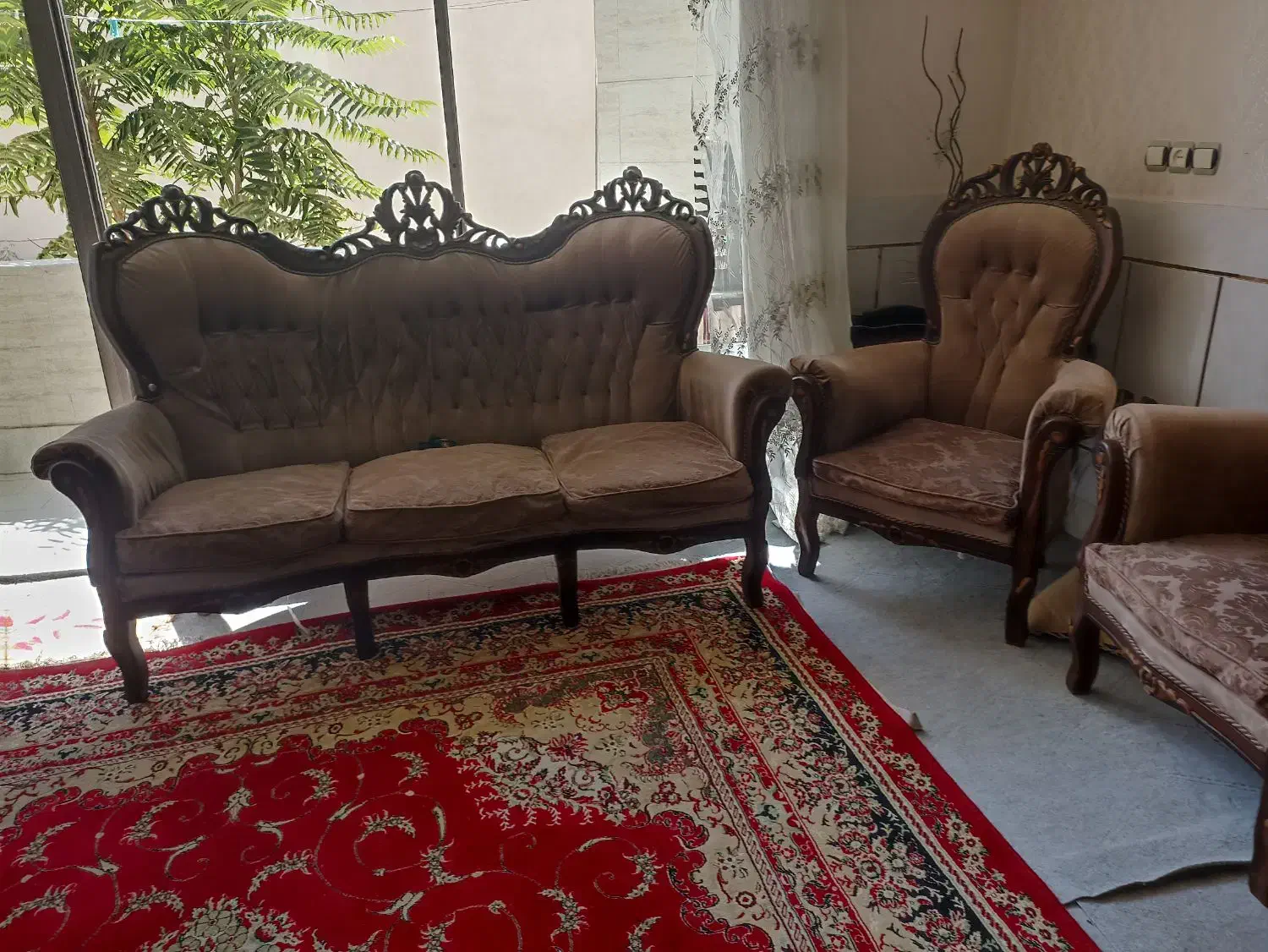 مبل 9نفره|مبلمان خانگی و میز عسلی|اصفهان, جاوان|دیوار