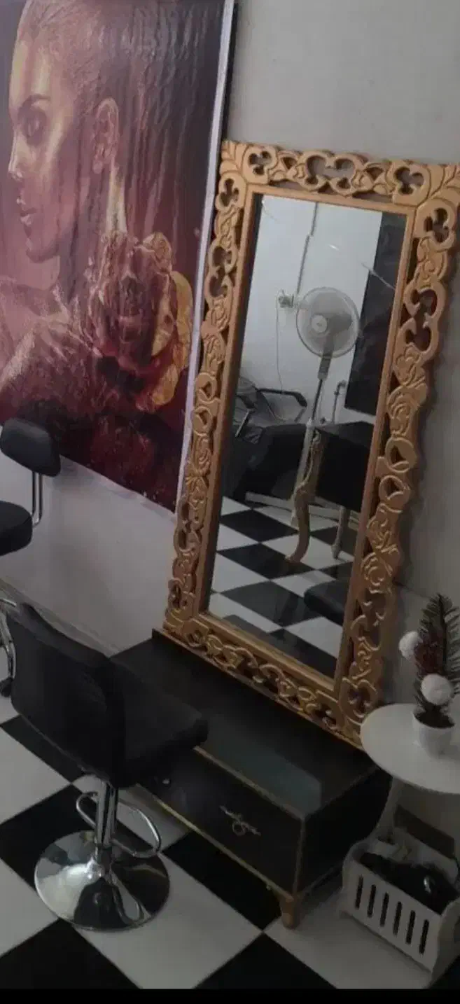 این وسایل به علت اضافی بودن به فروش میرسد|بوفه، ویترین، کنسول|شهرکرد, |دیوار