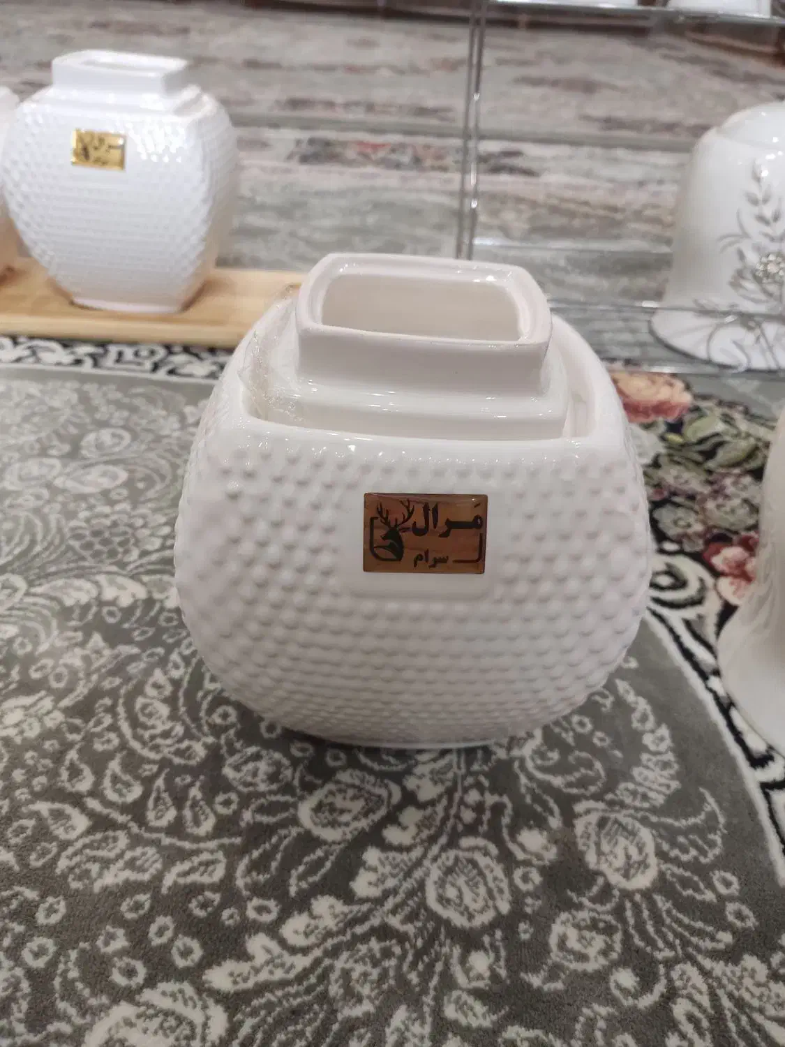 پاسماوری چینی مرال|ظروف نگهدارنده، پلاستیکی، یکبارمصرف|گلبهار, شهر جدید گلبهار|دیوار