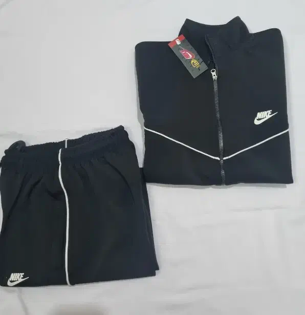 ست سویشرت و شلوار اسپرت(مردانه)|لباس|شاهینشهر, گزبرخوار|دیوار