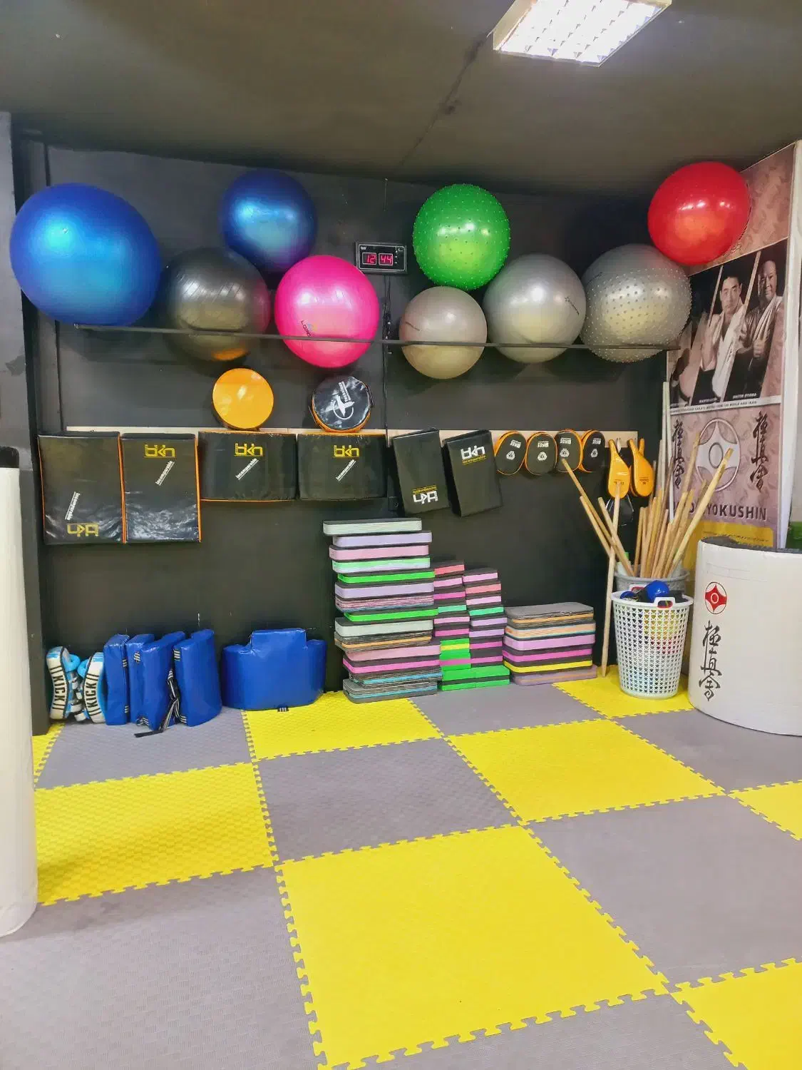 آفر ویژه کلاس های هوازی به مناسبت افتتاحیه|خدمات آموزشی|مشهد, دانشجو|دیوار