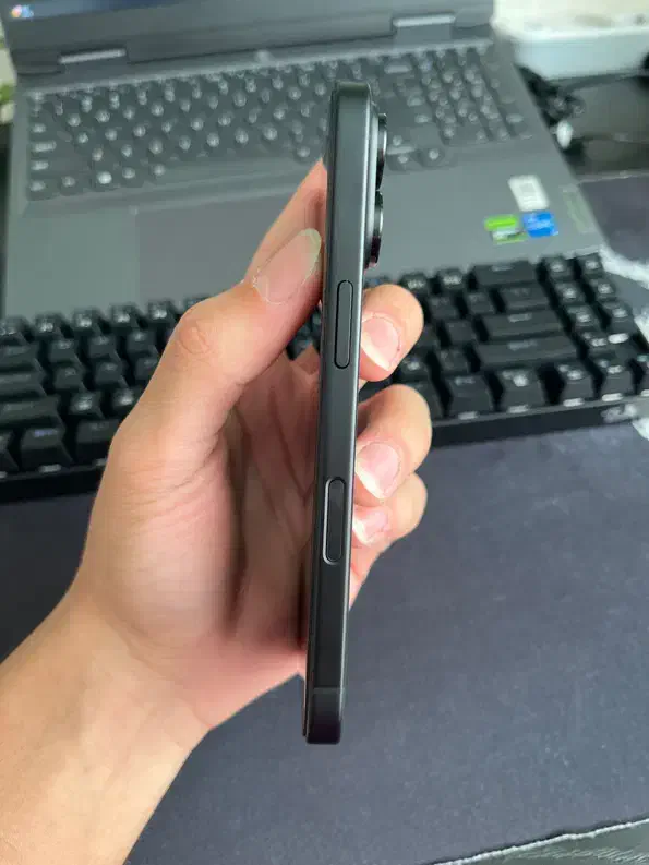 آیفون ۱۶ نرمال مشکی ۱۲۸ سایکل ۵|موبایل|تهران, حصارک|دیوار