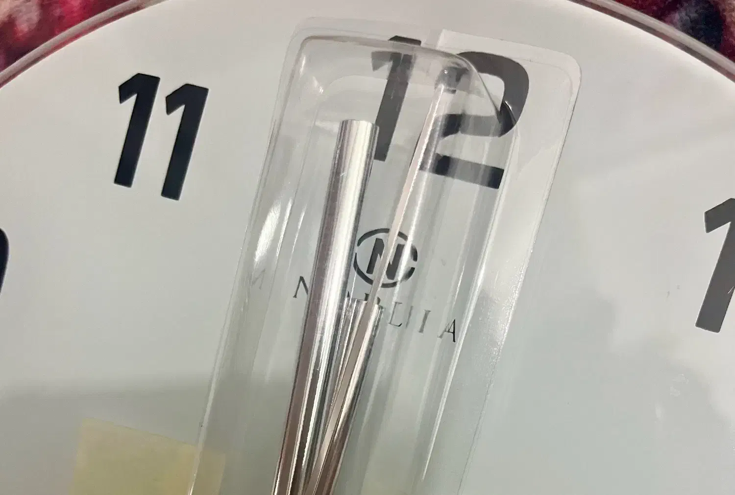 ساعت دیواری موتورسوئیسی نوبلیا مخصوص کادویی|ساعت دیواری و تزئینی|قم, صفائیه|دیوار