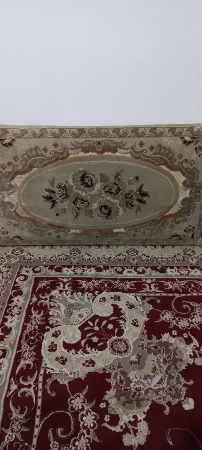 دو جفت پشتی برجسته بدون لک|پشتی|بهارستان, |دیوار