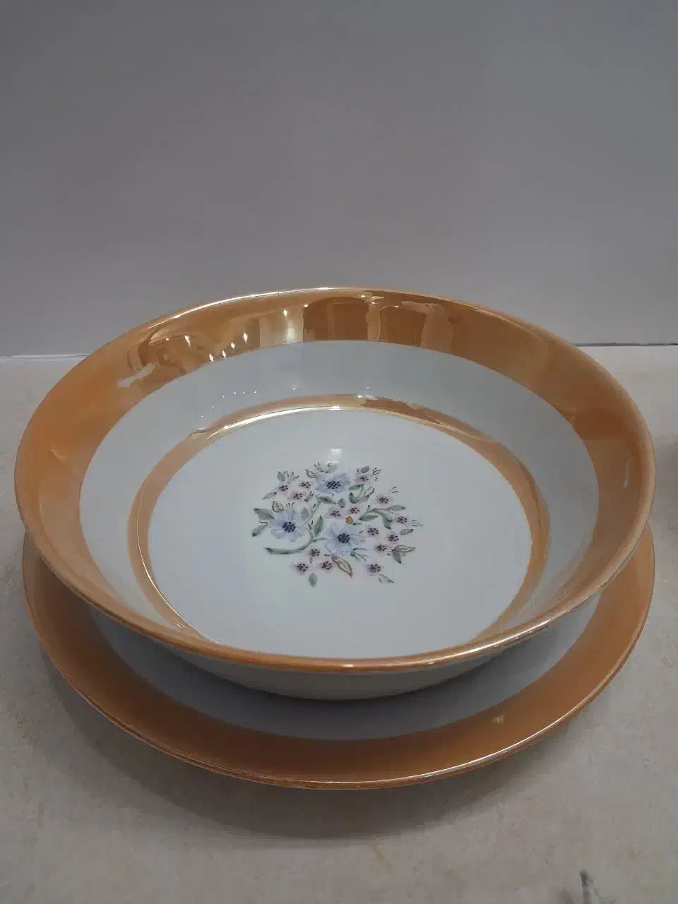 چینی گل سرخ ، ظروف عتیقه و قدیمی|ظروف سرو و پذیرایی|قم, سراجه (۱۵ خرداد)|دیوار