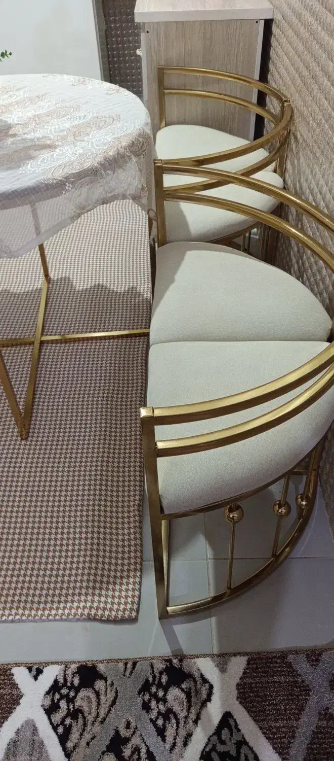 میزو صندلی چهارنفره غذاخوری|میز و صندلی غذاخوری|ارومیه, |دیوار