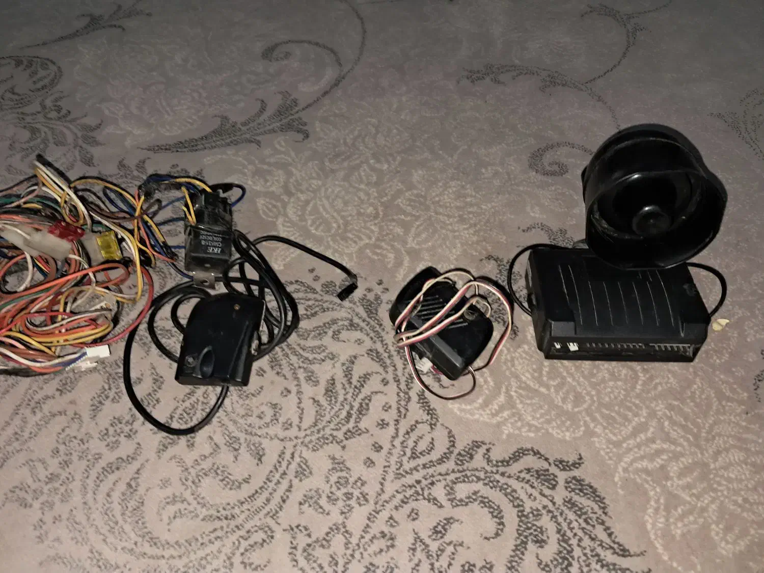 دزدگیر پراید|قطعات یدکی و لوازم جانبی|شیراز, گویم|دیوار