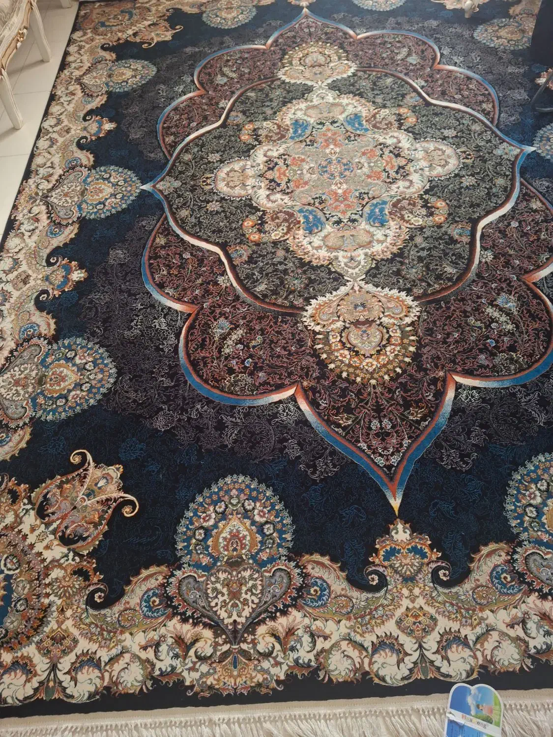 یک عدد فرش هزار شونه ۶ متری|فرش|دماوند, مسکن مهر گیلاوند|دیوار