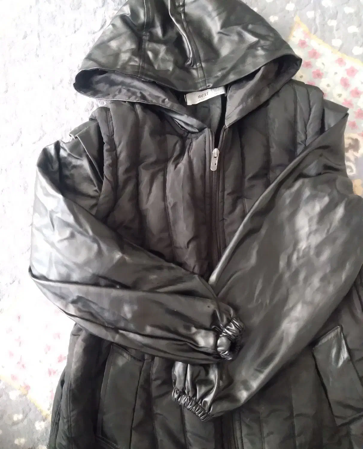 کاپشن بلند|لباس|آران و بیدگل, |دیوار