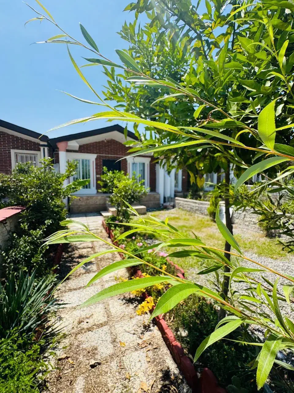 باغچه نقلی ۱۸۷زمین/۸۸بنا/۲خوابه/درشهرک/باسند|فروش خانه و ویلا|رویان, |دیوار