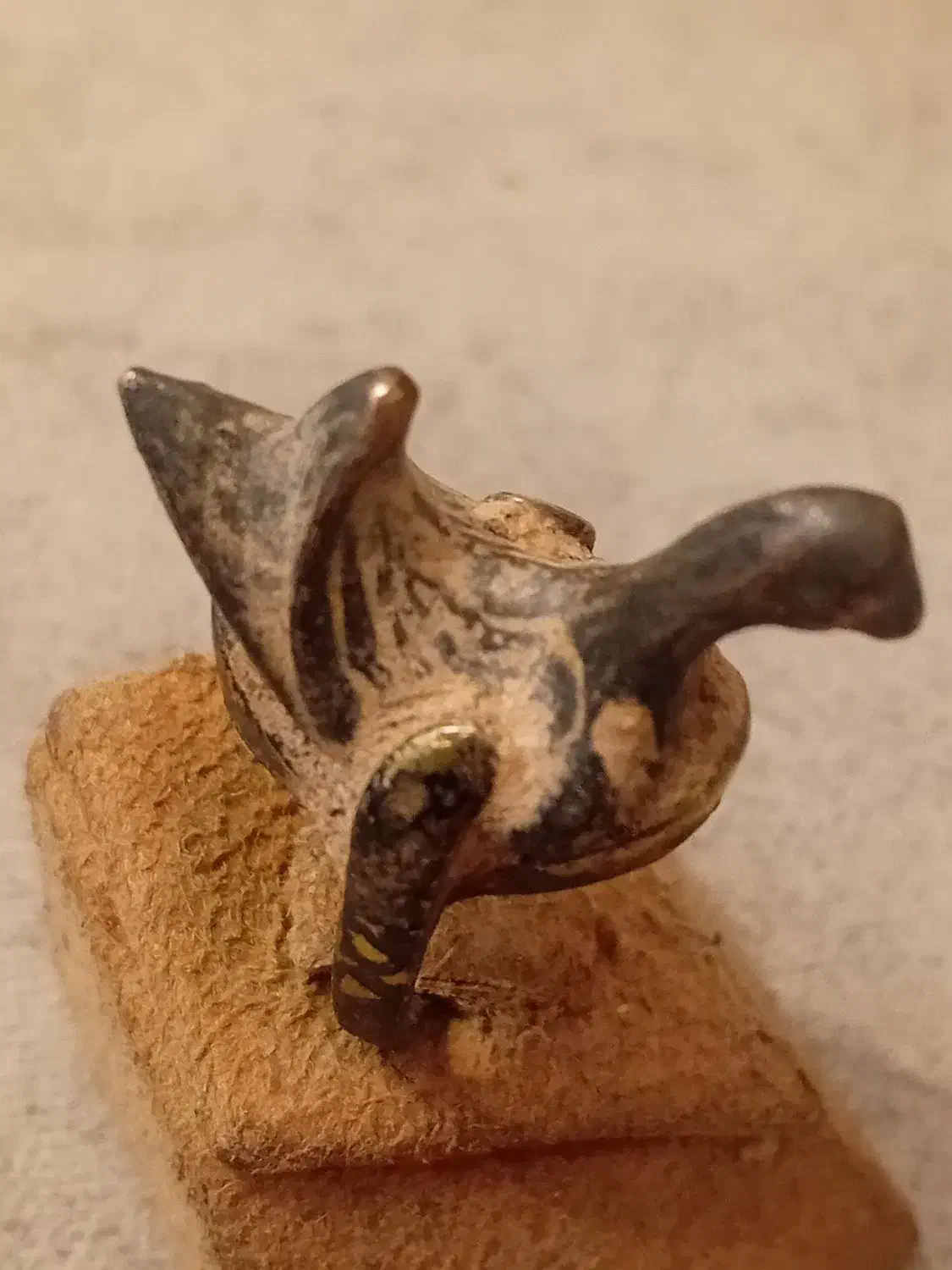 انگشتر کهنه باستانی الکتروم|کلکسیون اشیاء عتیقه|تهران, قنات‌کوثر|دیوار