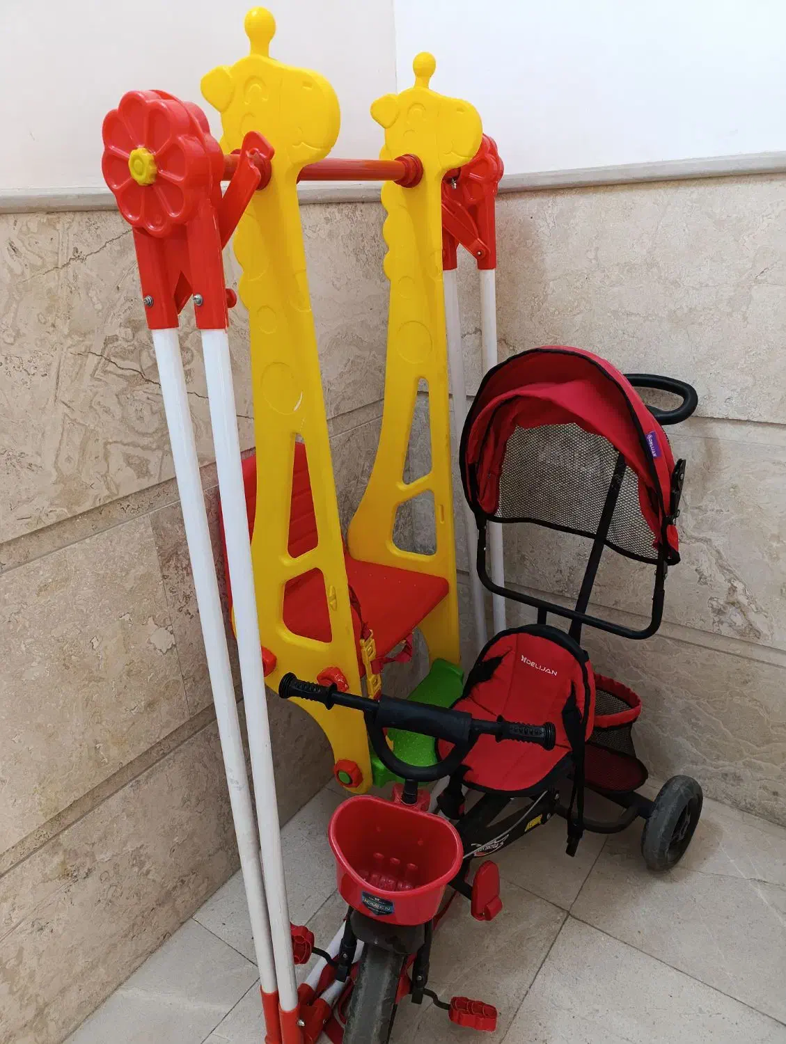 اسباب بازی تاب و سرسره|اسباب‌بازی بچه|کاشان, دانش|دیوار