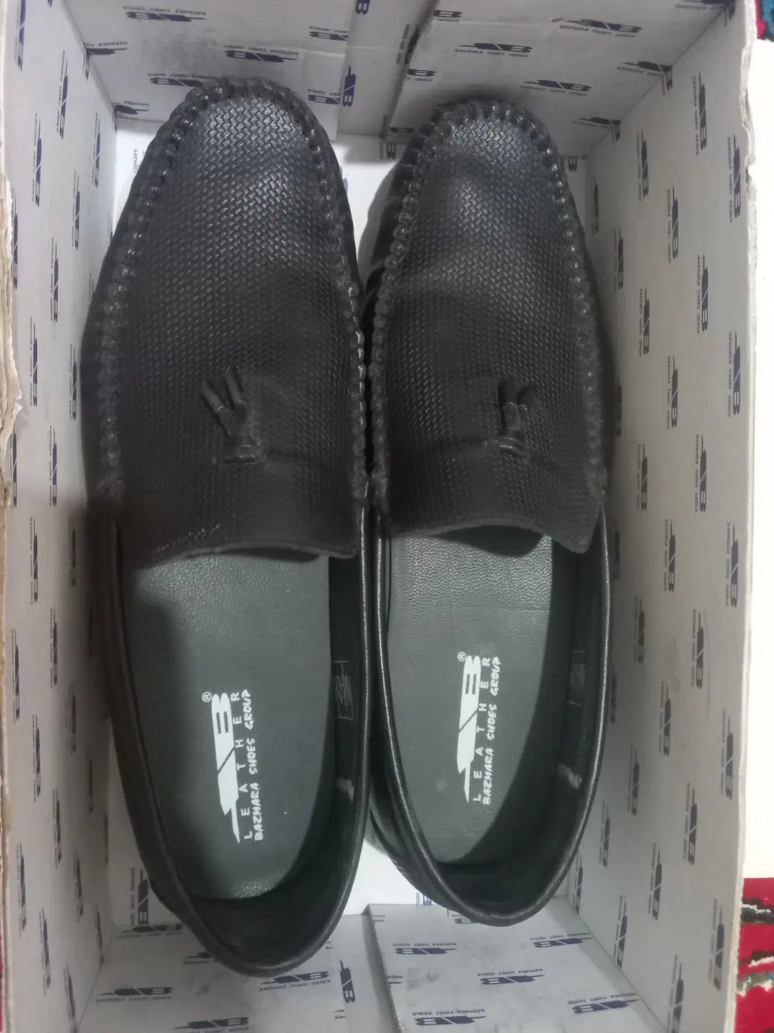 کفش کالج سایز۴۴|کیف، کفش، کمربند|آشخانه, |دیوار