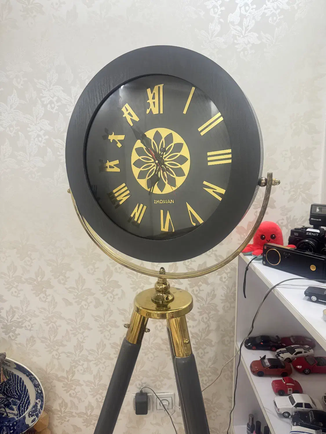 ساعت ایستاده|ساعت دیواری و تزئینی|فردیس, شهرک ۱۱۰|دیوار