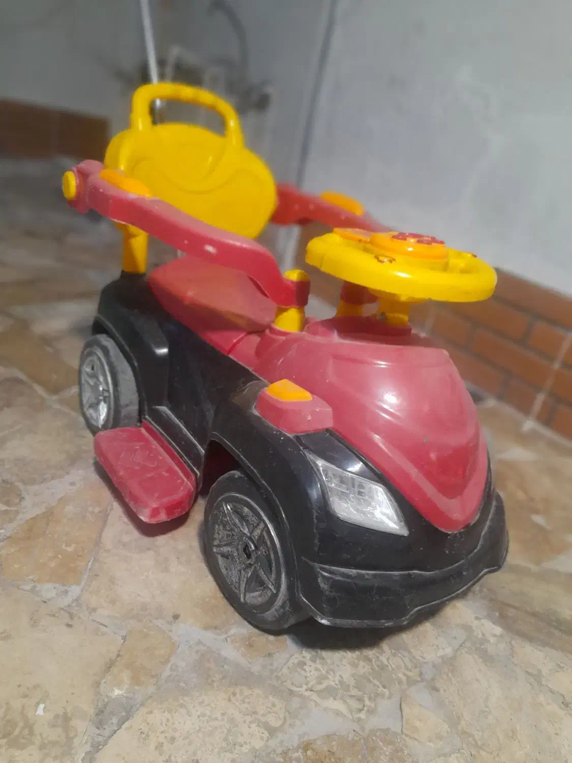 دوچرخه کودکانه|اسباببازی بچه|ساری, |دیوار