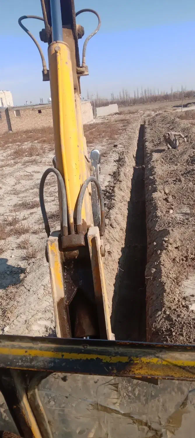 بیلبکهو مدل۷۲|خودرو سنگین|سلماس, |دیوار