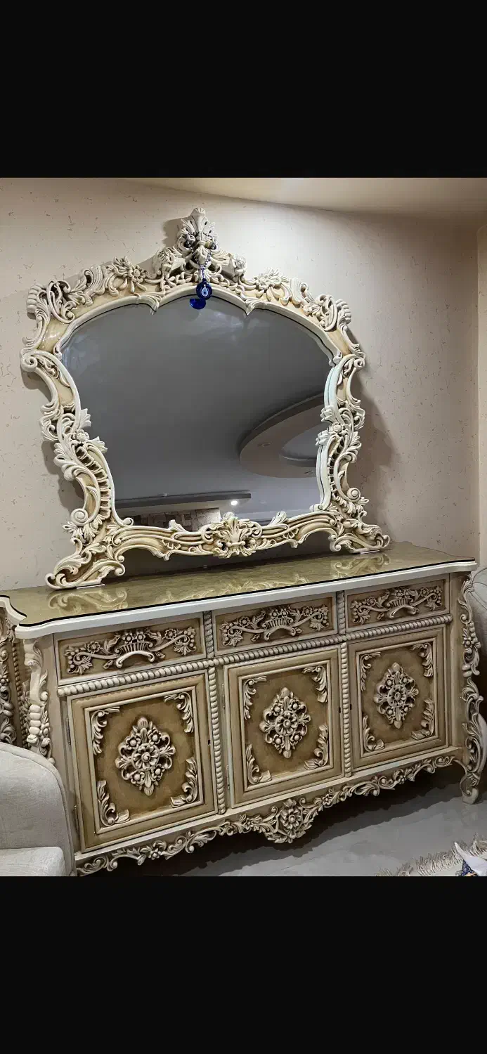 ایینه کنسول|بوفه، ویترین، کنسول|رشت, منظریه|دیوار