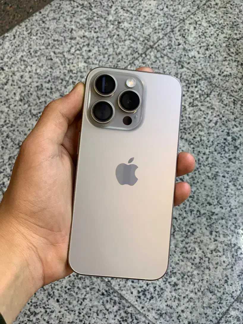 iPhone 15 pro|موبایل|تهران, فردوس|دیوار