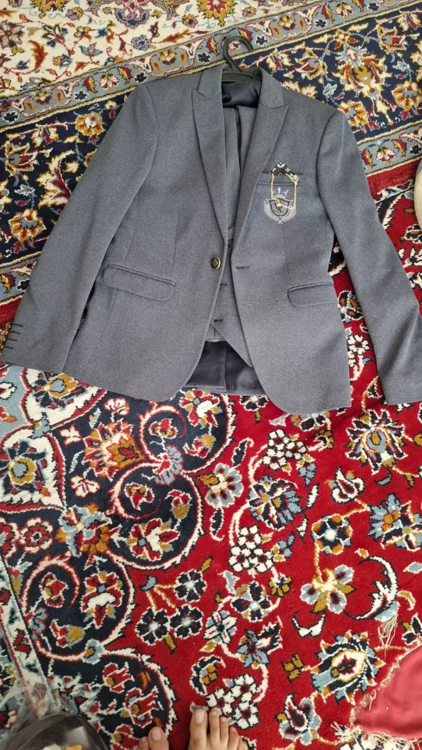 کت و شلوار|لباس|لردگان, |دیوار