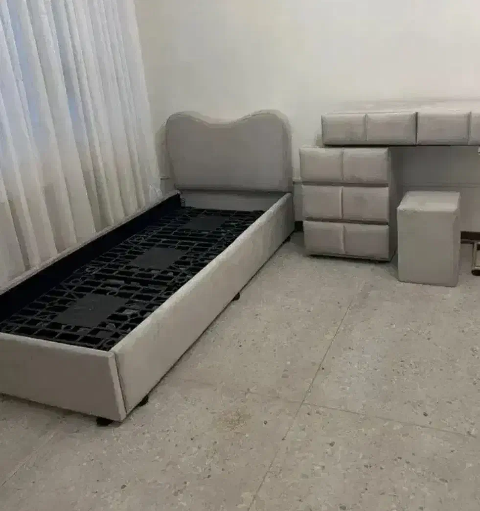 تخت خوشخواب ایلیا|تخت و سرویس خواب|پرند, فاز ۲|دیوار