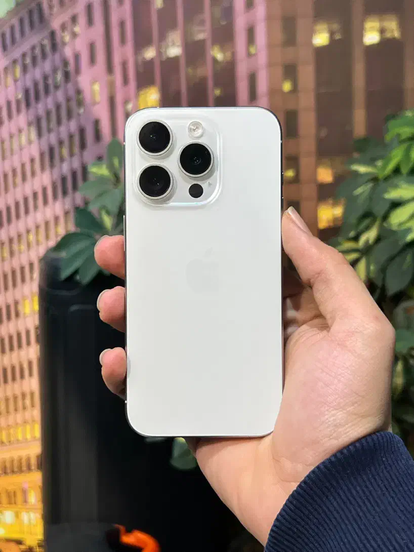 فروش فوری ایفون ۱۵ پرو زیر قیمت|موبایل|تهران, نیاوران|دیوار