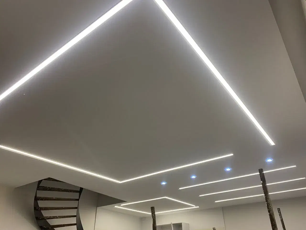 فروش واجرا لاین نوری|لامپ و چراغ|هشتگرد, شهرک بعثت|دیوار