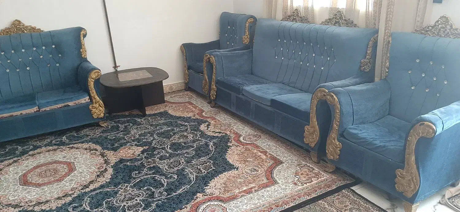 مبل۷نفره|مبلمان خانگی و میز عسلی|خرم‌آباد, |دیوار