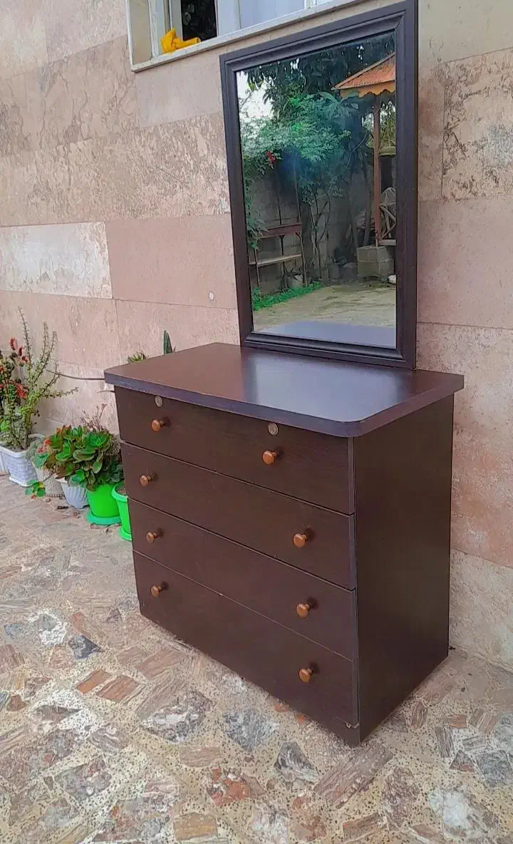 دراور در حد|جاکفشی، کمد، دراور|فومن, |دیوار