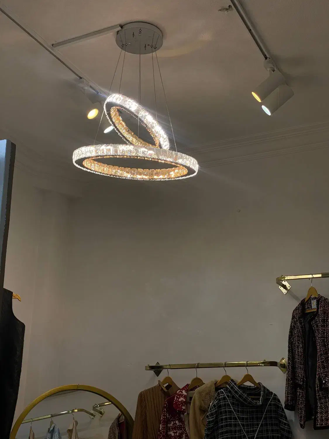 لوستر|لوستر و چراغ آویز|پاکدشت, پاکدشت (مامازند)|دیوار